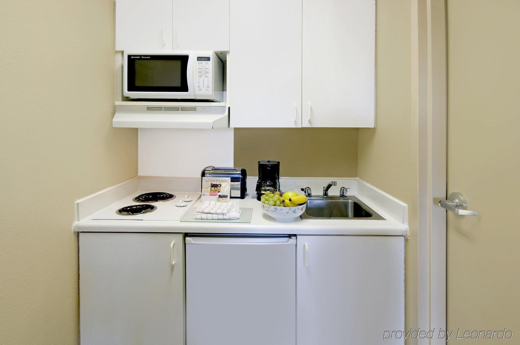 Extended Stay America Suites - Albuquerque - Airport Room photo